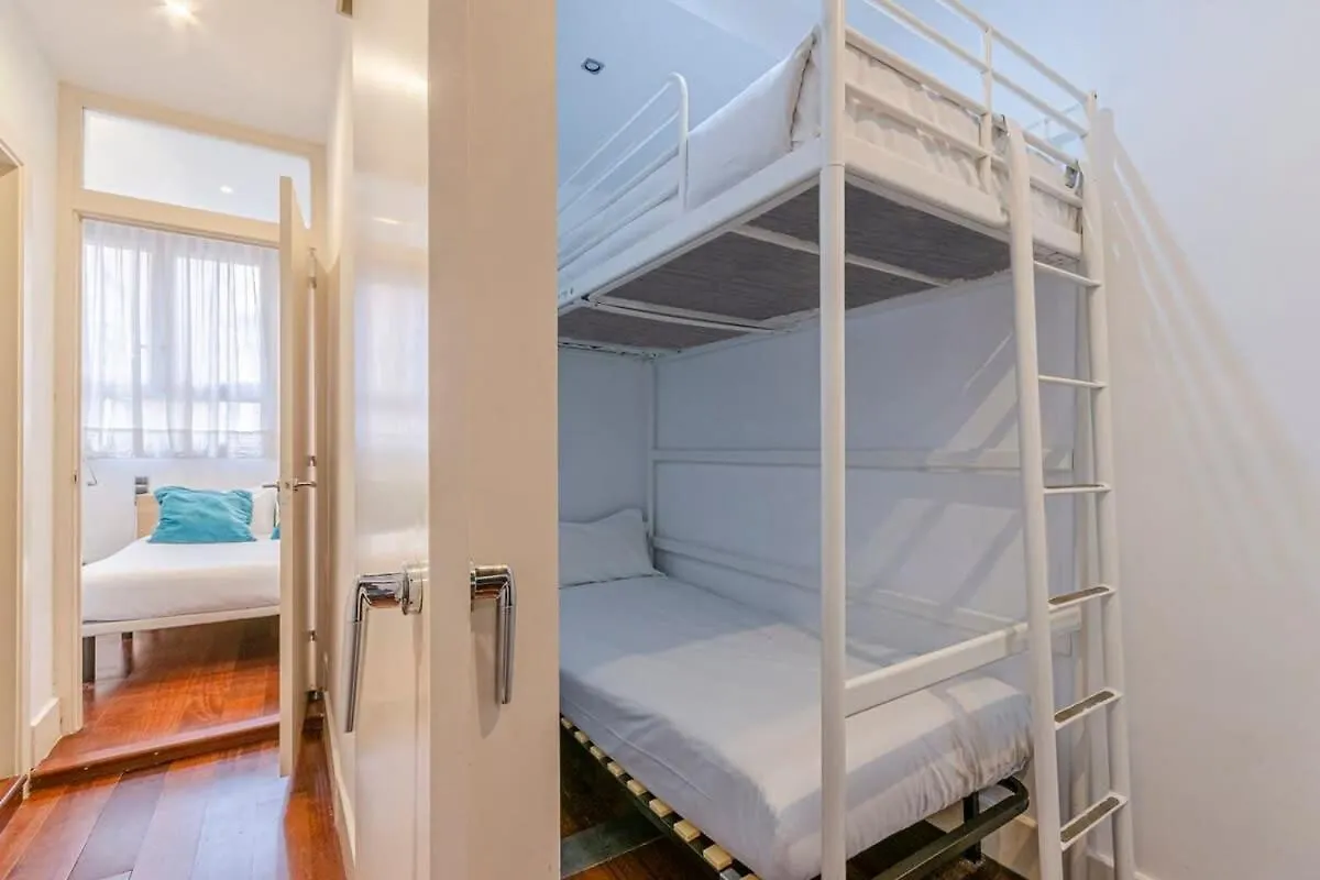 Cozy And Bright 3Bd Apartment By Gran Via Barcelona